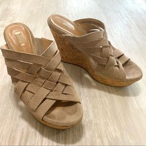 UGG | Tan Wedges